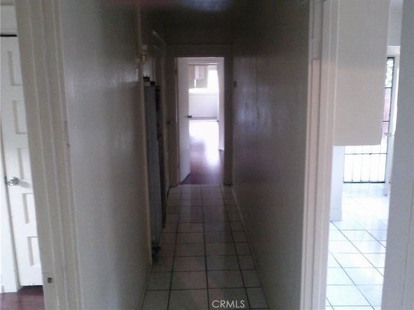 1953 W 20th Street, Los Angeles CA 90018