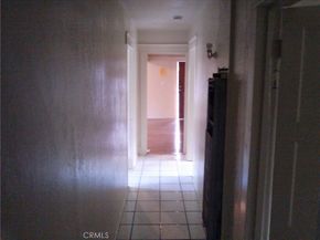 1953 W 20th Street, Los Angeles CA 90018