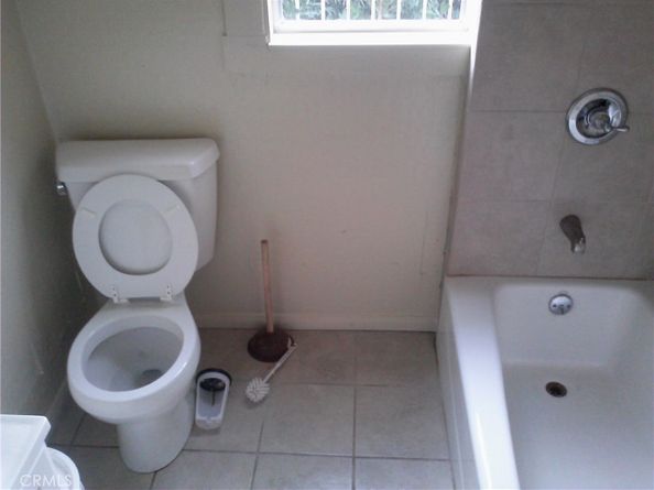 1953 W 20th Street, Los Angeles CA 90018