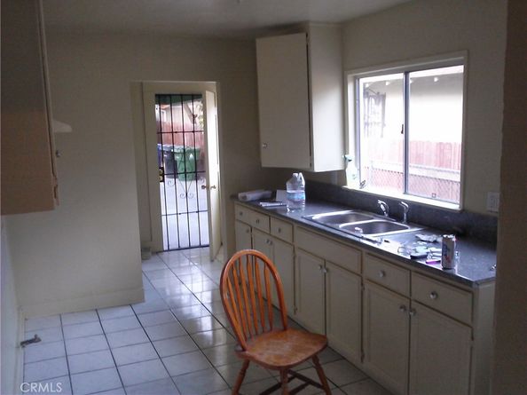 1953 W 20th Street, Los Angeles CA 90018