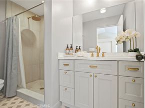 1484 3rd A, La Verne CA 91750