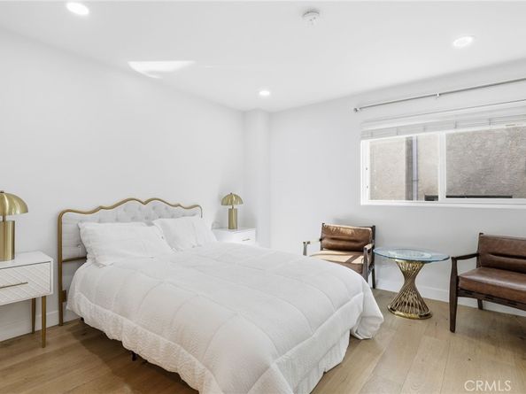 11119 Camarillo 104, North Hollywood CA 91602