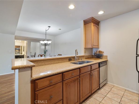 5257 Radford Avenue 212, Valley Village CA 91607