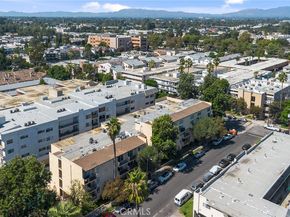 5257 Radford Avenue 212, Valley Village CA 91607