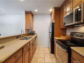 5257 Radford Avenue 212, Valley Village CA 91607