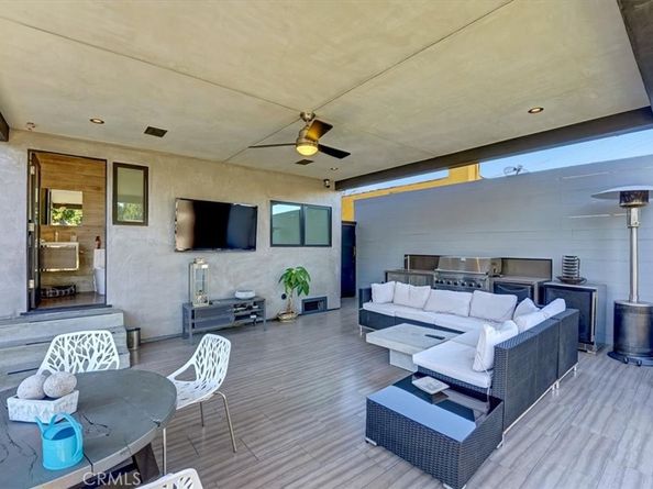 2012 S Curson, Los Angeles CA 90016