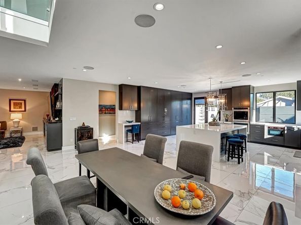 2012 S Curson, Los Angeles CA 90016