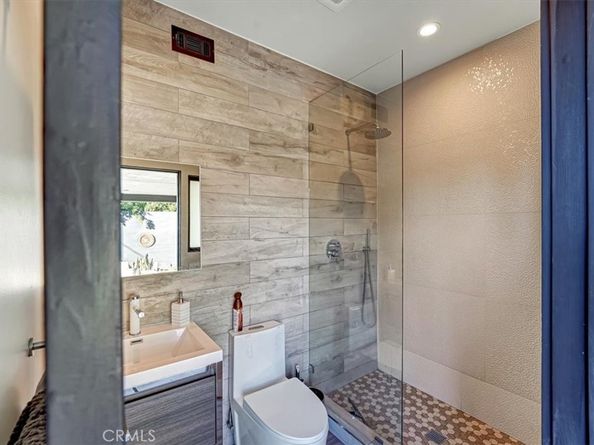 2012 S Curson, Los Angeles CA 90016