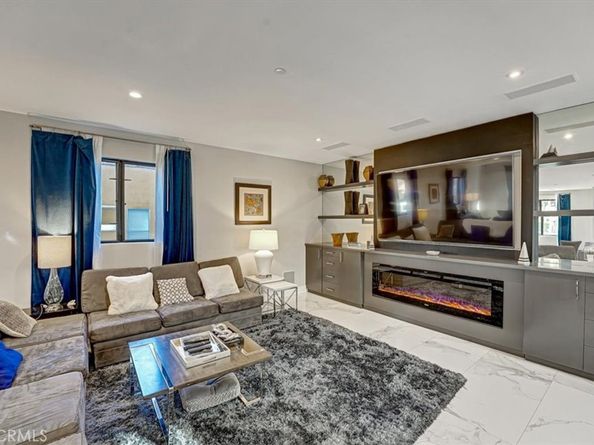 2012 S Curson, Los Angeles CA 90016