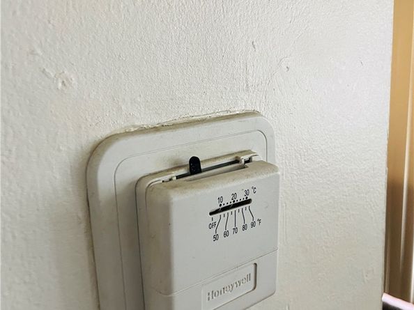 715 W Hyde Park, Inglewood CA 90302