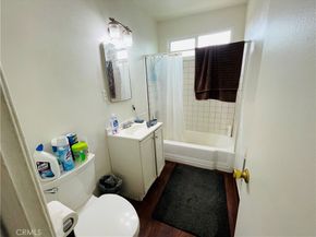 715 W Hyde Park, Inglewood CA 90302