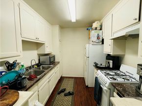 715 W Hyde Park, Inglewood CA 90302