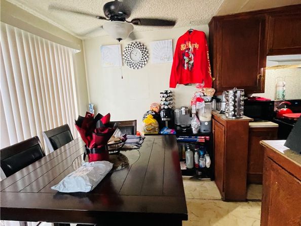 715 W Hyde Park, Inglewood CA 90302