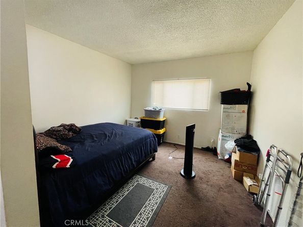 715 W Hyde Park, Inglewood CA 90302