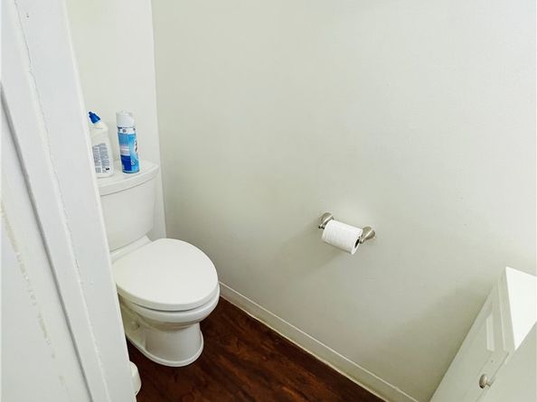 715 W Hyde Park, Inglewood CA 90302