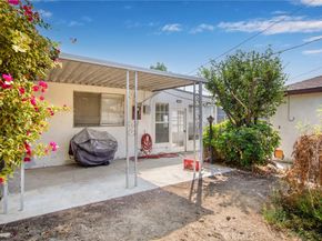 6025 Willowcrest Avenue, North Hollywood CA 91606