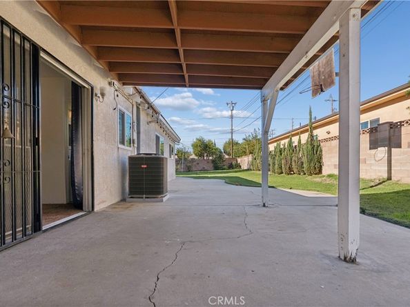 16103 Osborne Street, North Hills CA 91343