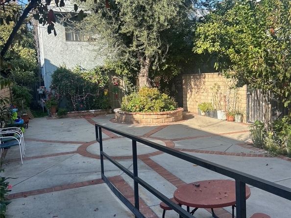 9047 Willis 5, Panorama City CA 91402