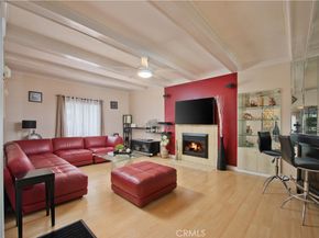 4618 Melbourne, Los Angeles CA 90027