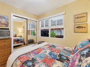 7051 Chimineas Avenue, Reseda CA 91335