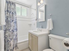 7051 Chimineas Avenue, Reseda CA 91335
