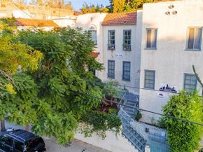 534 S Coronado, Los Angeles CA 90057