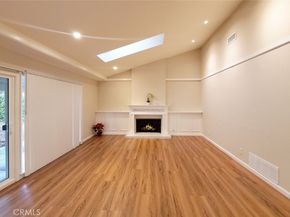 22201 Schoolcraft, Canoga Park CA 91303