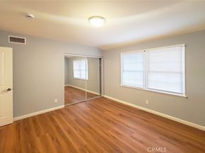 22201 Schoolcraft, Canoga Park CA 91303