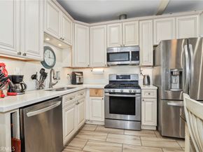 1602 Locust Avenue, Long Beach CA 90813