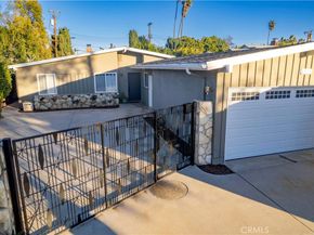 6914 Andasol, Lake Balboa CA 91406