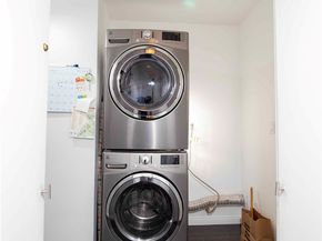 6914 Andasol, Lake Balboa CA 91406