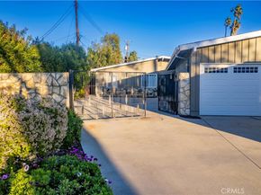 6914 Andasol, Lake Balboa CA 91406