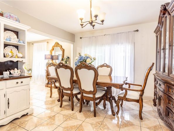 142 N Vendome Street, Los Angeles CA 90026