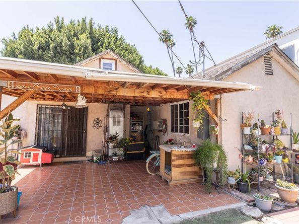 142 N Vendome Street, Los Angeles CA 90026