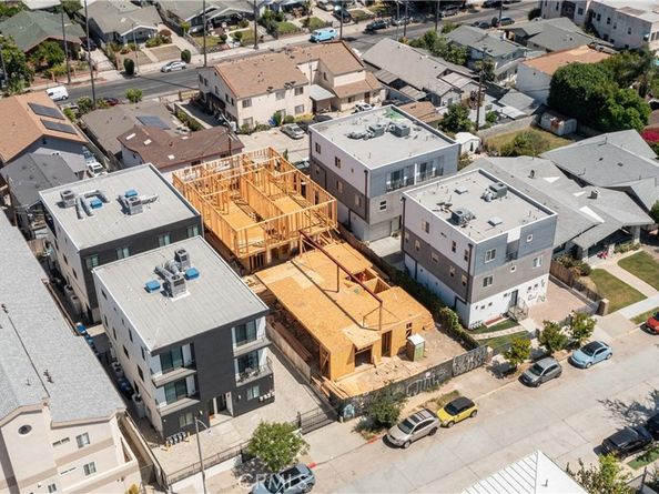 142 N Vendome Street, Los Angeles CA 90026