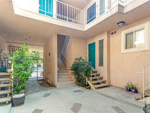 8421 Lindley Avenue, Northridge CA 91325