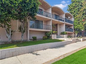 8421 Lindley Avenue, Northridge CA 91325