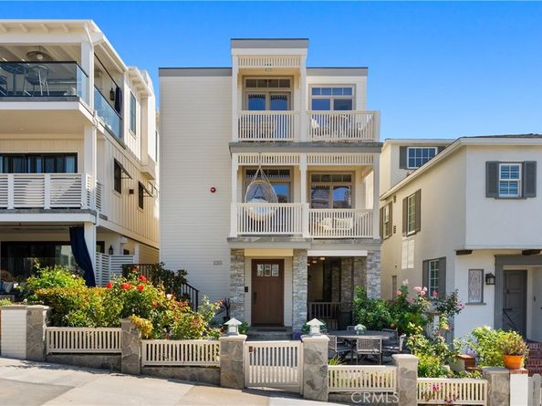 220 20th Street, Manhattan Beach CA 90266
