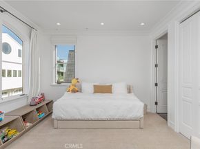 1920 The Strand, Manhattan Beach CA 90266