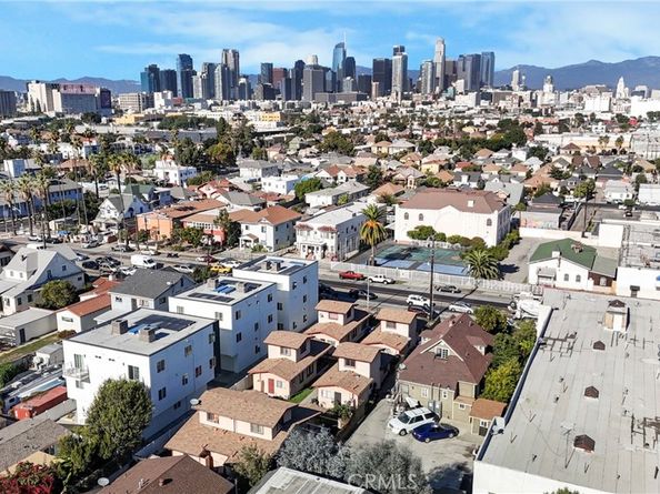 634 E Adams Boulevard, Los Angeles CA 90011