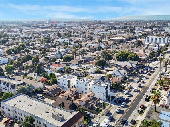 634 E Adams Boulevard, Los Angeles CA 90011