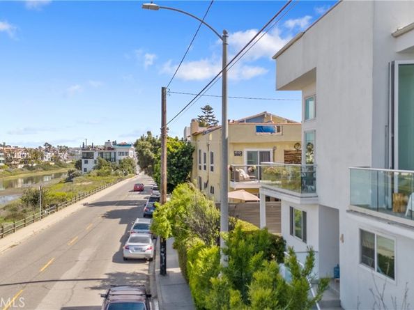 30 Reef Street 3, Marina Del Rey CA 90292