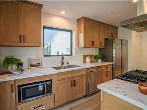 528 Westminster Avenue, Venice CA 90291