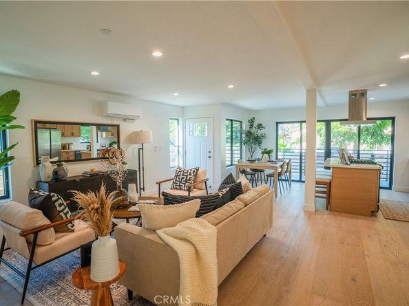 528 Westminster Avenue, Venice CA 90291