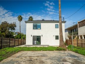 528 Westminster Avenue, Venice CA 90291
