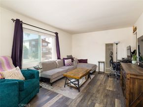 7019 Ramsgate Avenue, Los Angeles CA 90045