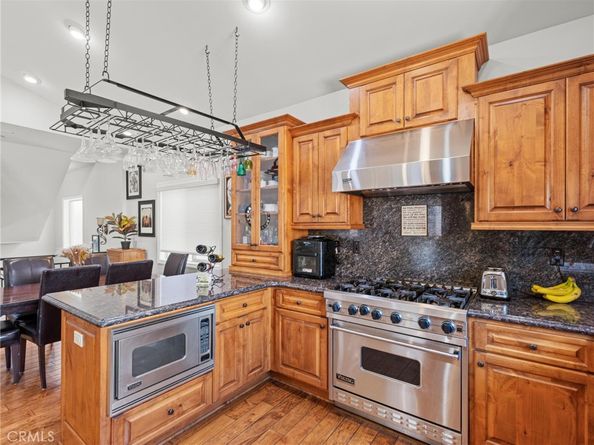 520 N Elena B, Redondo Beach CA 90277