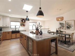 966 Rosecrans Avenue, Manhattan Beach CA 90266