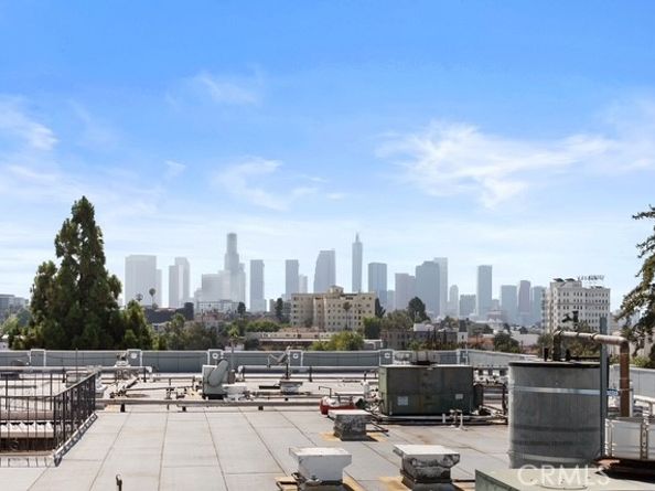 421 S LaFayette 214, Los Angeles CA 90057