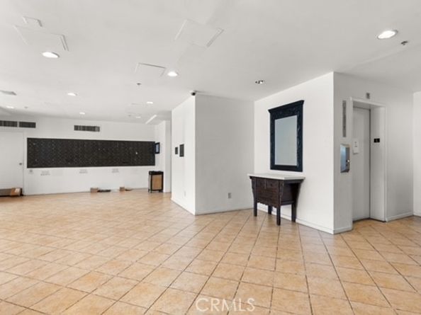 421 S LaFayette 214, Los Angeles CA 90057